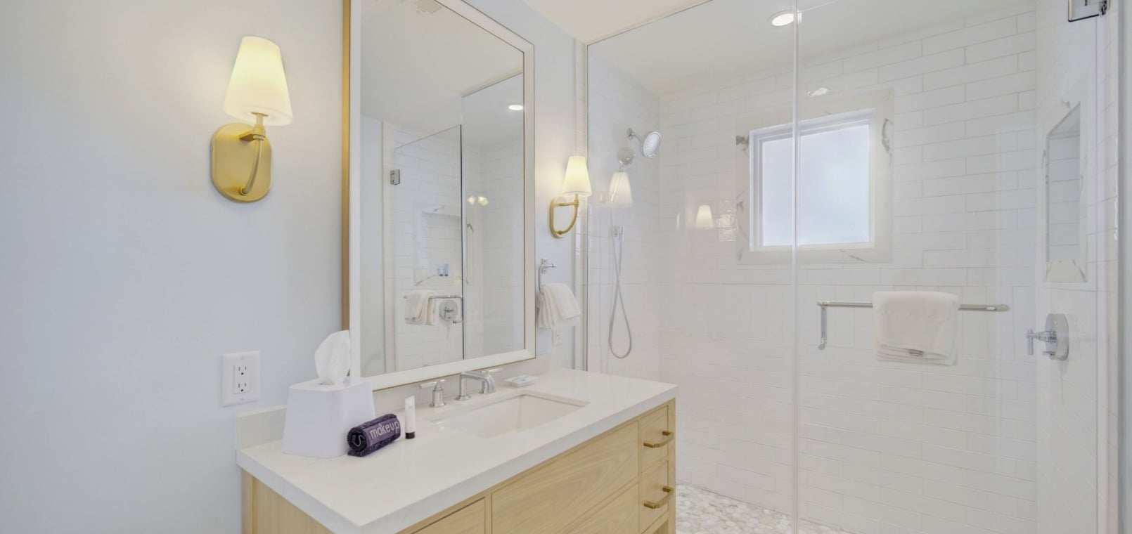 101-Accessible shower